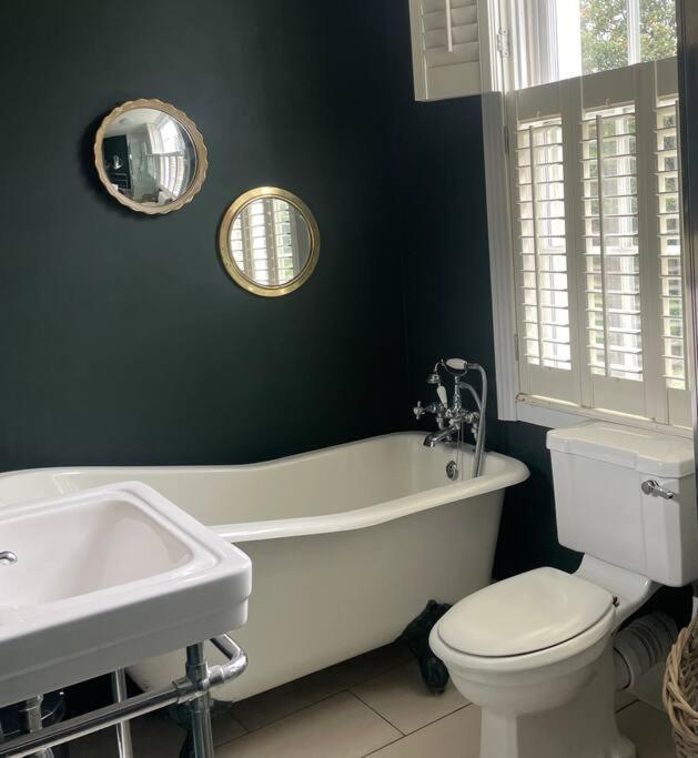 Beautiful London Victorian House, Sleeps 12 Villa Exteriör bild